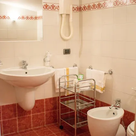 Hotel Da Gin 3*